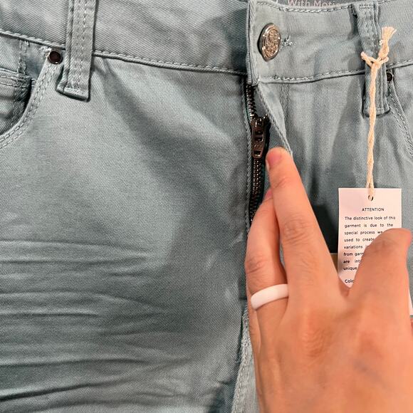 Laurie Felt Regular Wave Denim 5-Pocket Crop Straight Jeans Dusty Blue, Reg 12 - Picture 9 of 10